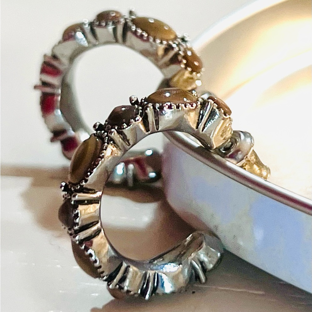 Elegant Silver and Brown Hoop Earrings - Picture 5 of 5